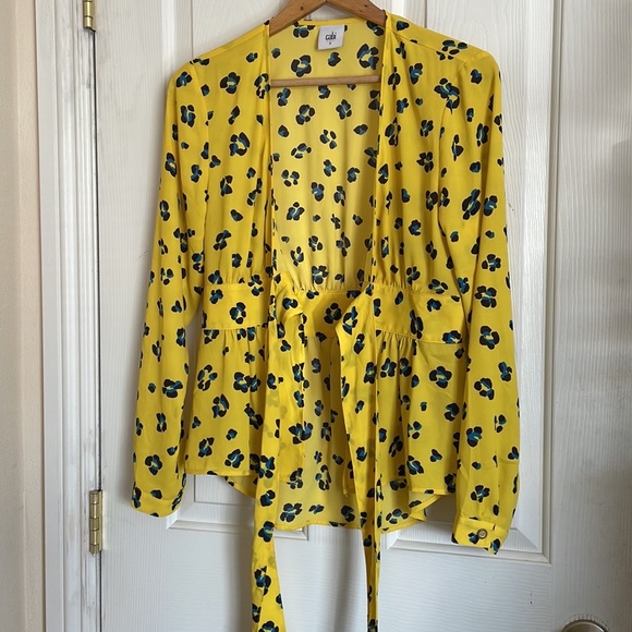 cabi sunny yellow printed tie front long sleeve blouse cover top size S/P - Picture 4 of 8